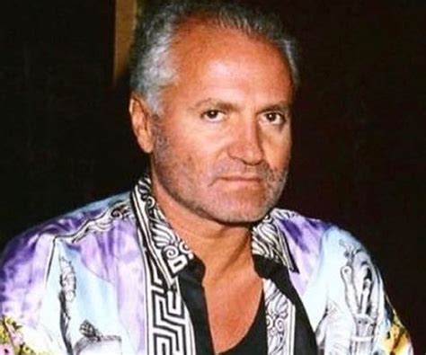 historia de gianni versace|Gianni Versace facts.